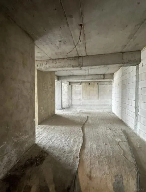 Satılır 4 otaqlı mənzil 219.5 m²