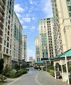 Satılır 4 otaqlı mənzil 219.5 m² — Bakı, 5-ci mikrorayon 4 otaq 219.50 m²