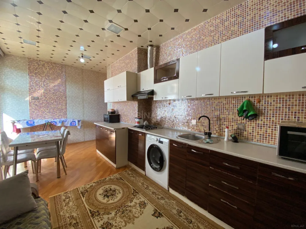 Satılır 2 otaqlı mənzil 90 m²