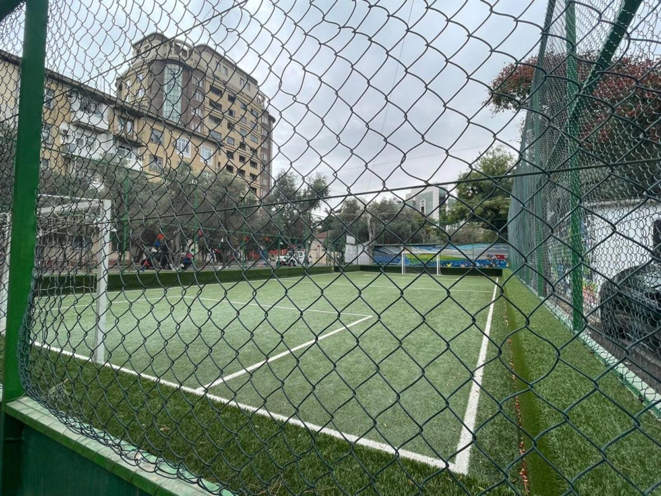 Satılır 2 otaqlı mənzil 90 m²