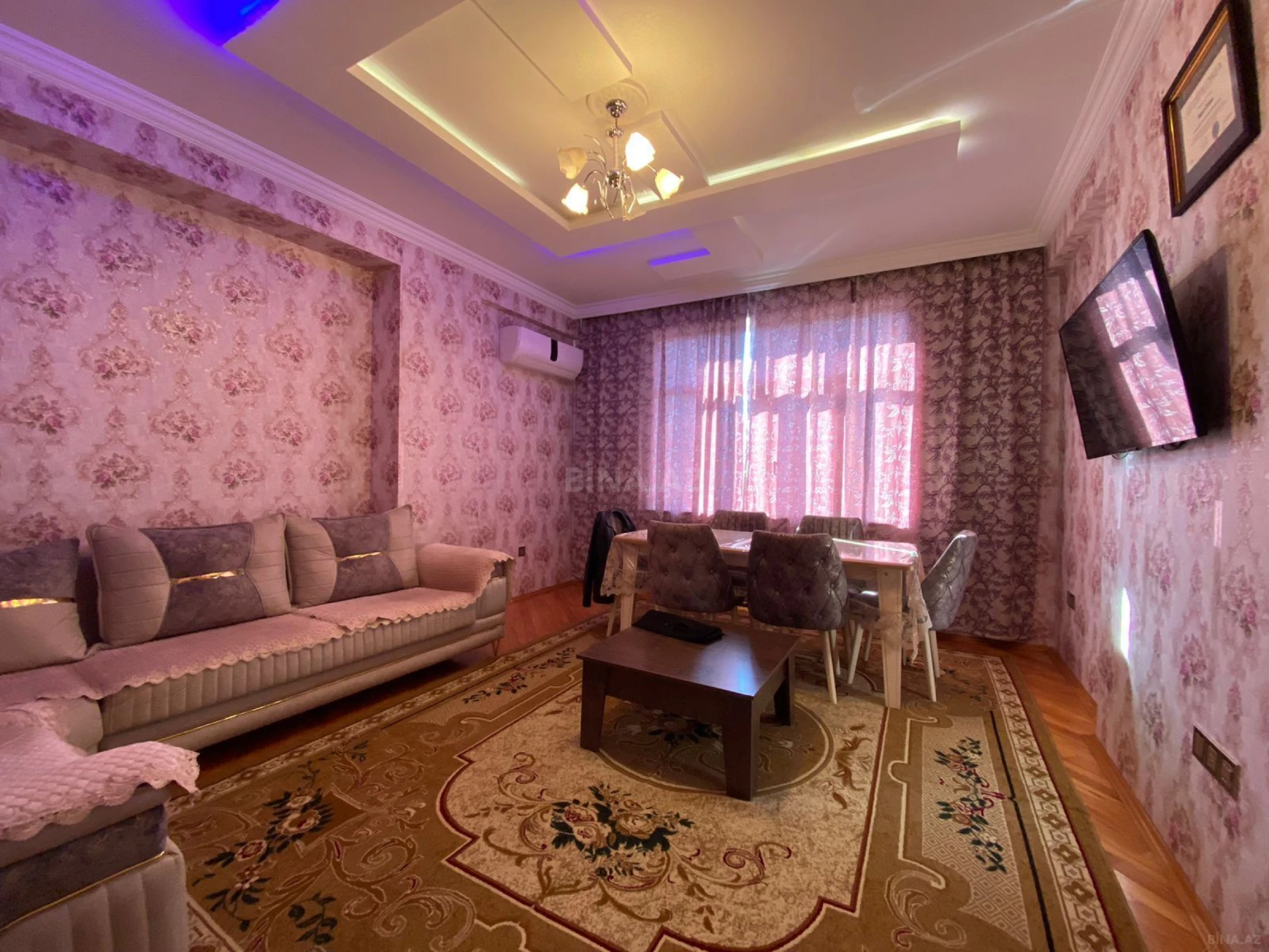 Satılır 2 otaqlı mənzil 90 m²
