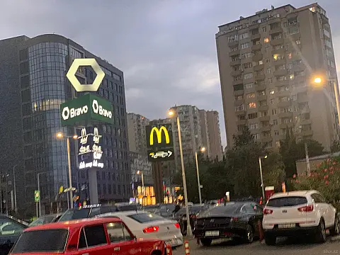 Satılır 2 otaqlı mənzil 90 m²