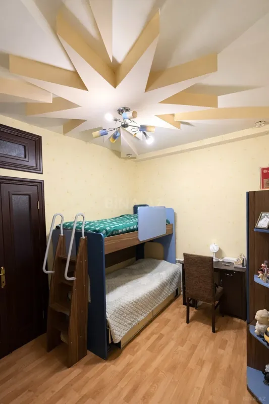 Satılır 3 otaqlı mənzil 84 m²