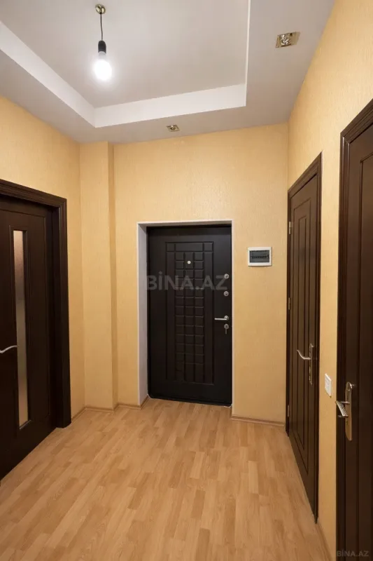Satılır 3 otaqlı mənzil 84 m²