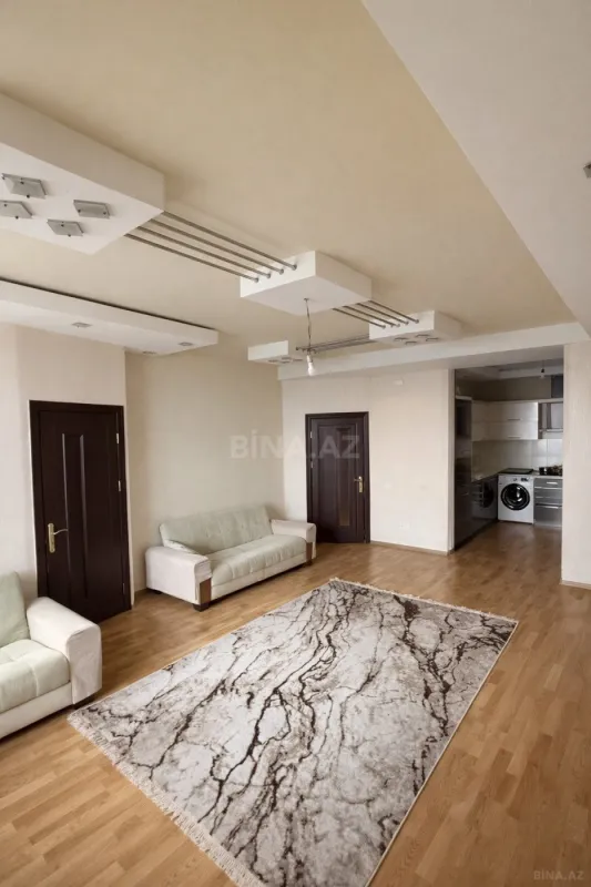 Satılır 3 otaqlı mənzil 84 m²