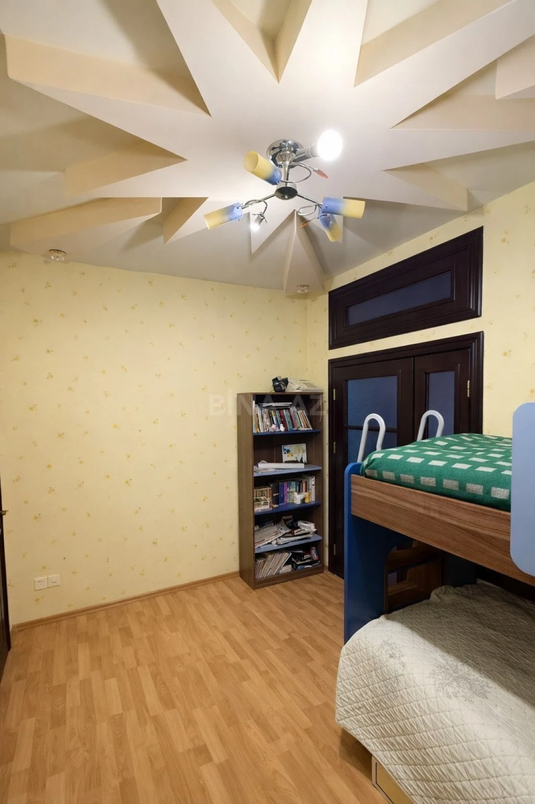 Satılır 3 otaqlı mənzil 84 m²