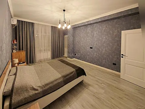 Satılır 3 otaqlı mənzil 150 m²