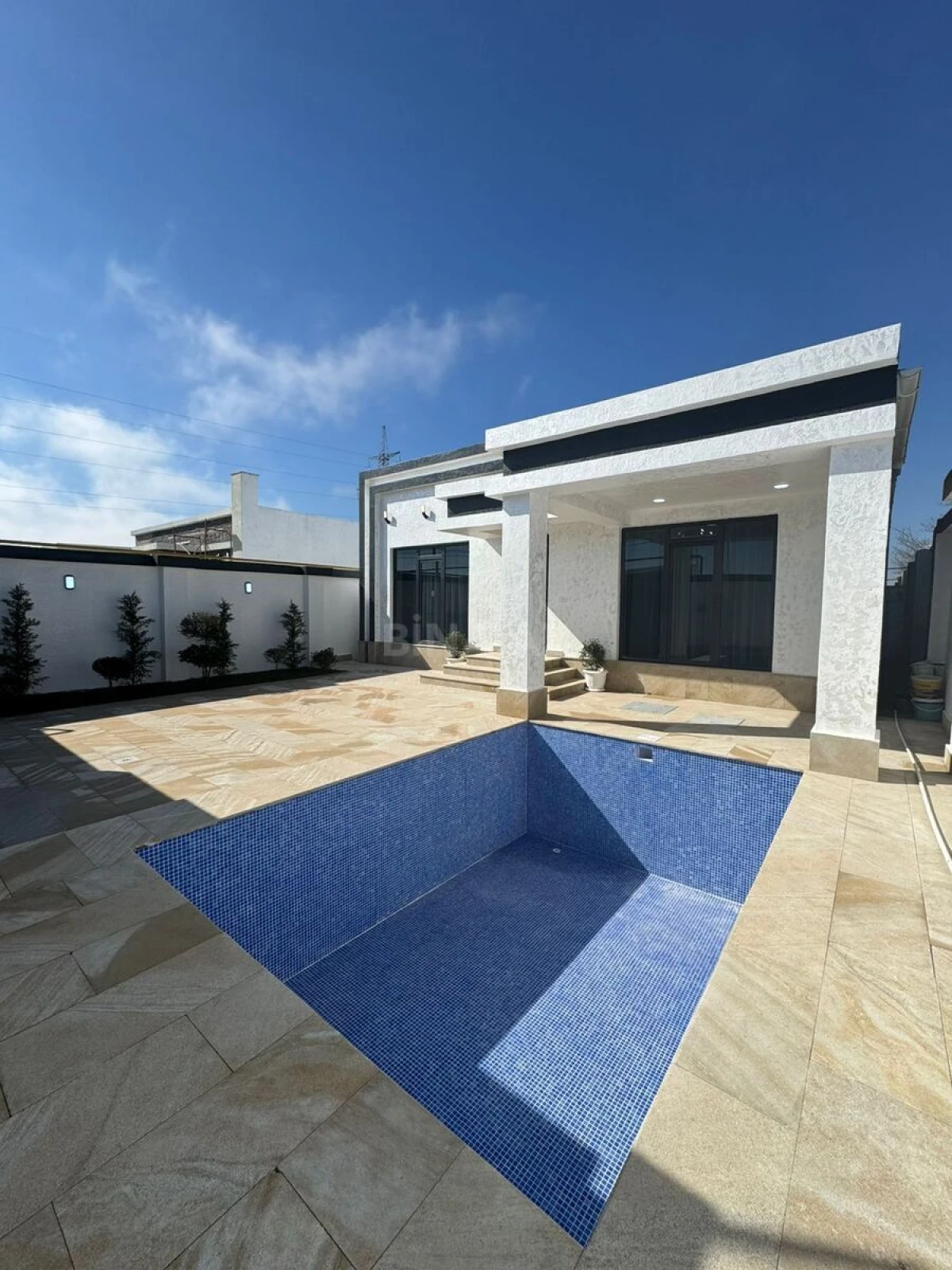 Satılır 4 otaqlı həyət evi 110 m²