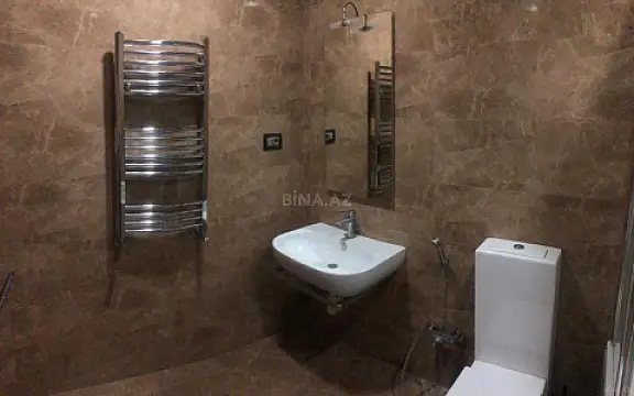 Kirayə verilir 2 otaqlı mənzil 110 m²