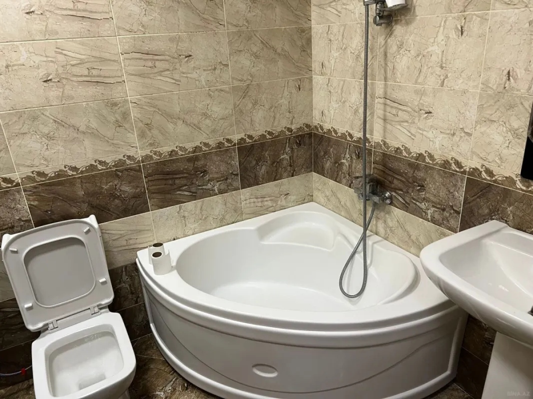 Satılır 2 otaqlı mənzil 60 m²