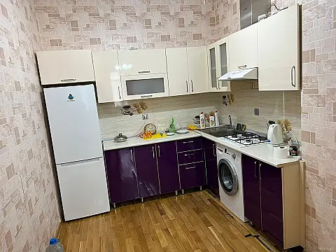 Satılır 2 otaqlı mənzil 60 m²