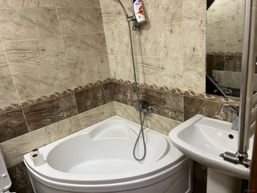 Satılır 2 otaqlı mənzil 60 m²