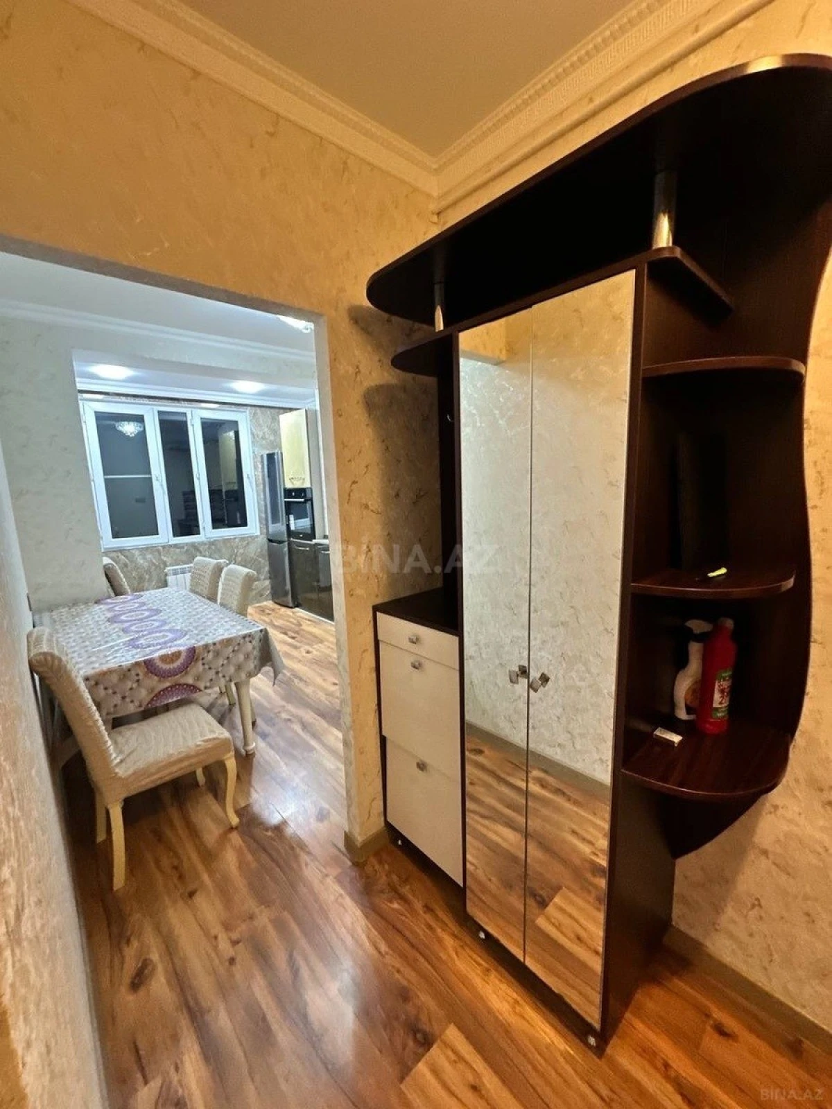 Kirayə verilir 3 otaqlı mənzil 75 m²