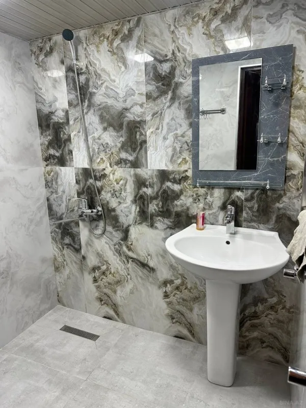 Kirayə verilir 3 otaqlı mənzil 75 m²