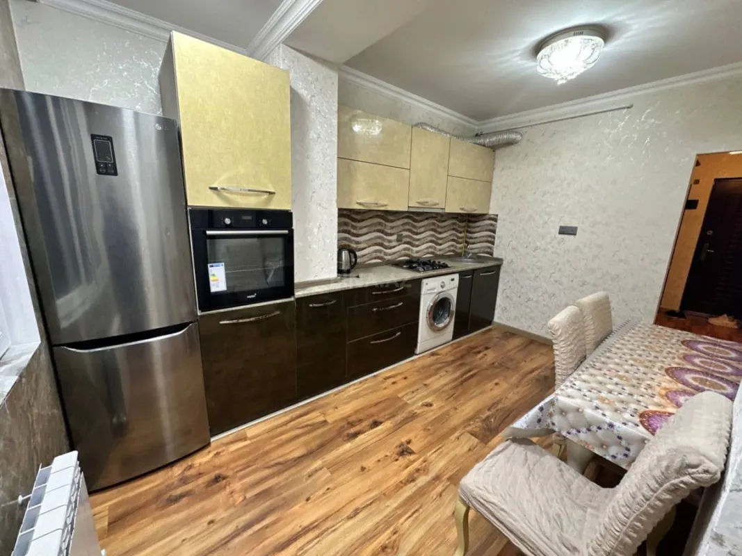 Kirayə verilir 3 otaqlı mənzil 75 m²