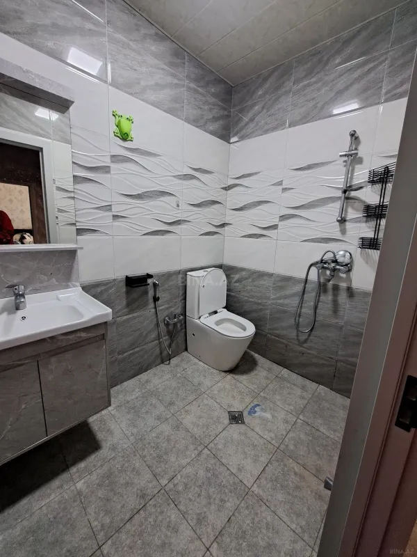 Kirayə verilir 3 otaqlı mənzil 90 m²