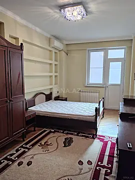 Kirayə verilir 2 otaqlı mənzil 85 m²