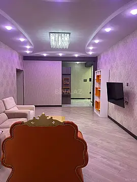 Satılır 3 otaqlı mənzil 130 m²