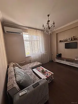 Satılır 2 otaqlı mənzil 65 m² — Bakı, İnşaatçılar 2 otaq 65.00 m²