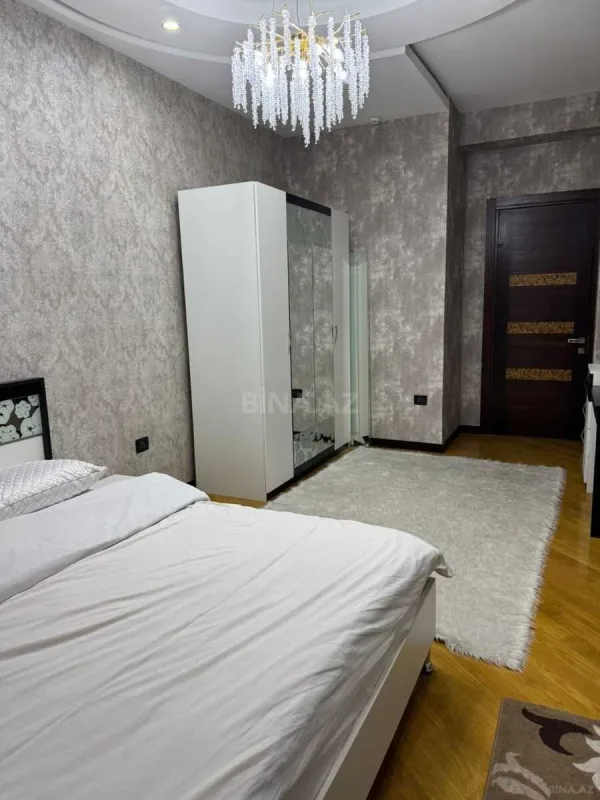 Kirayə verilir 3 otaqlı mənzil 110 m²