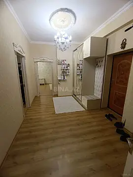Satılır 3 otaqlı mənzil 120 m²