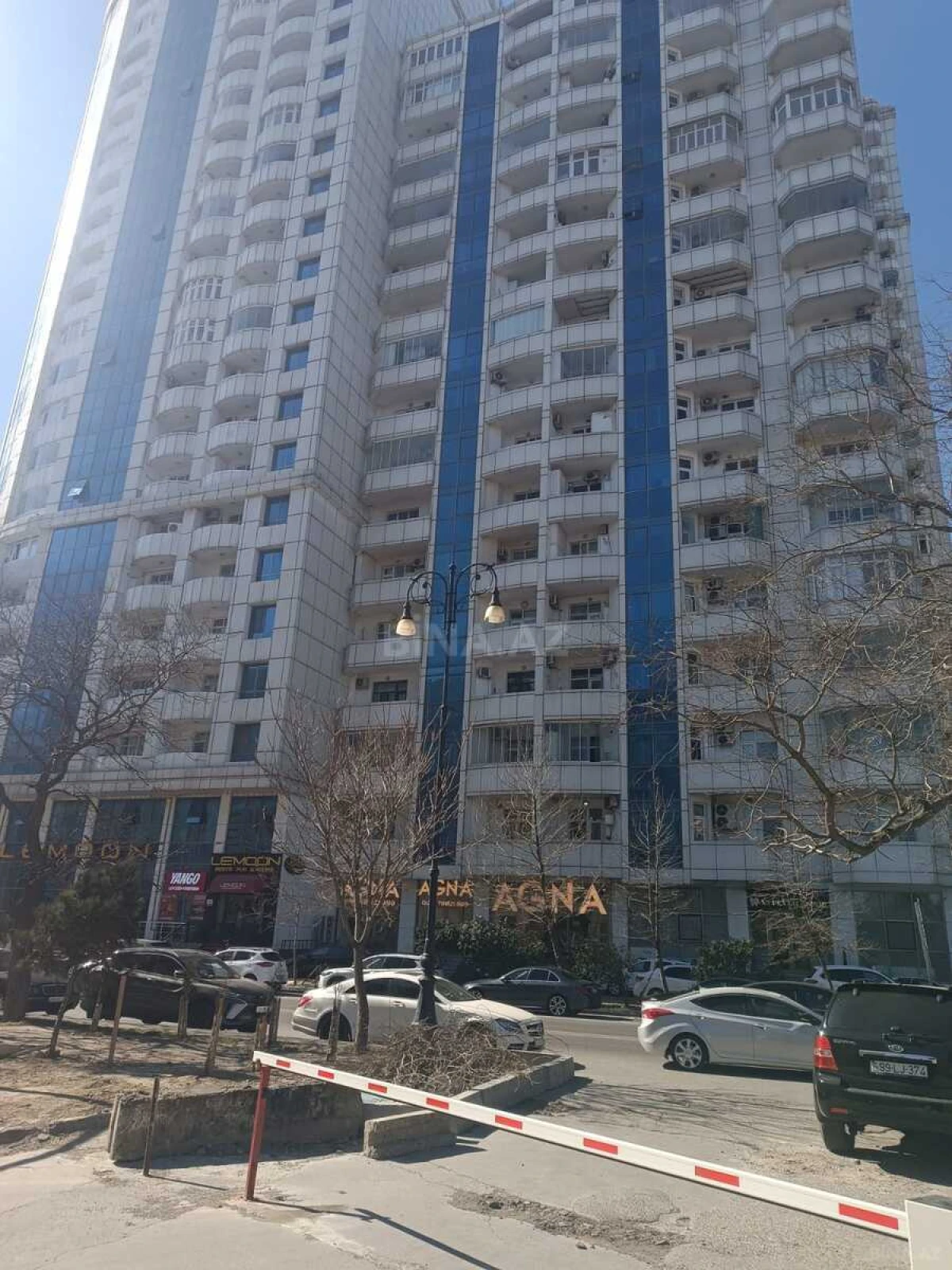 Satılır 3 otaqlı mənzil 120 m²