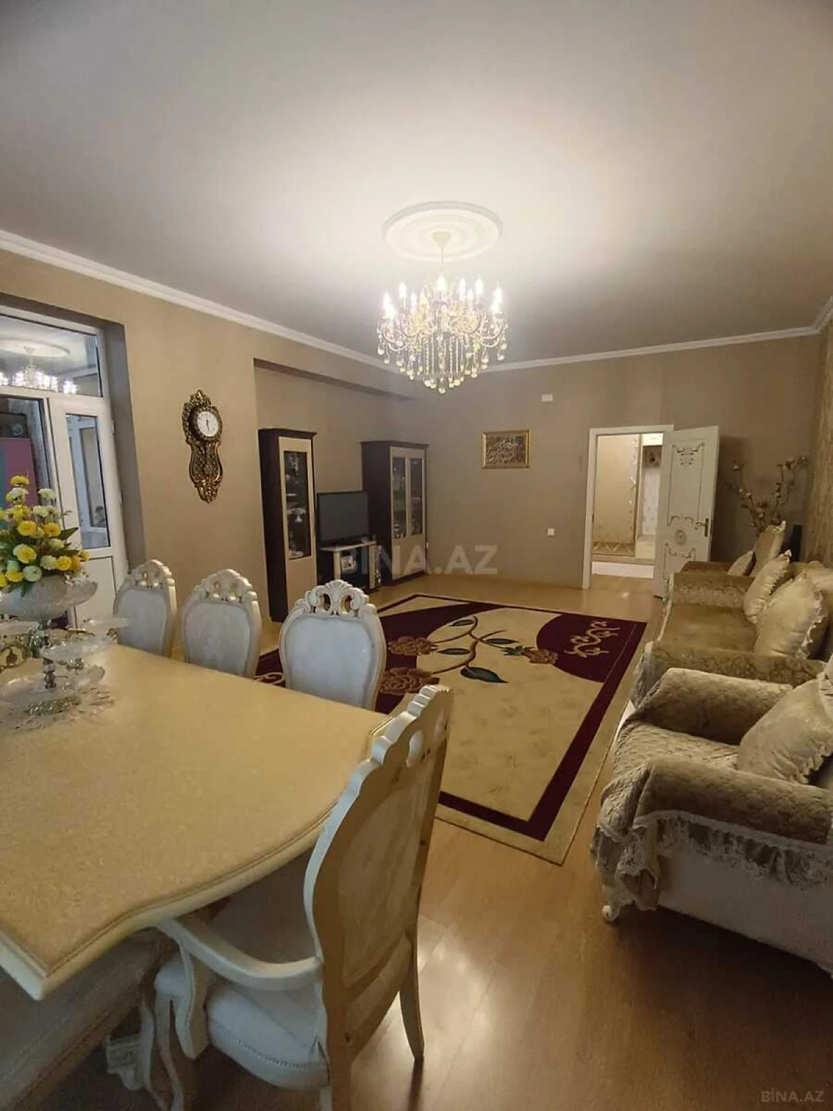 Satılır 3 otaqlı mənzil 120 m²