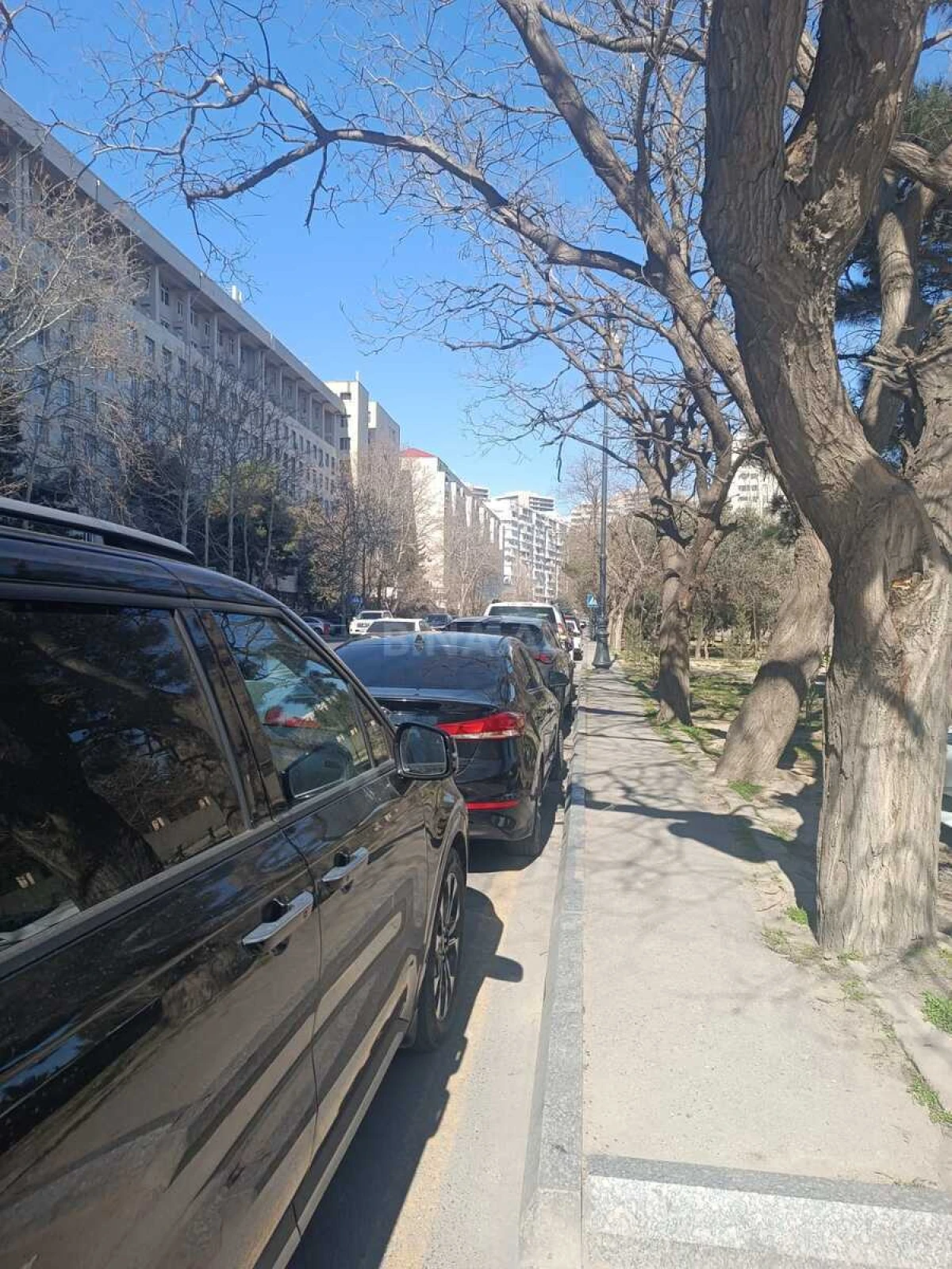 Satılır 3 otaqlı mənzil 120 m²