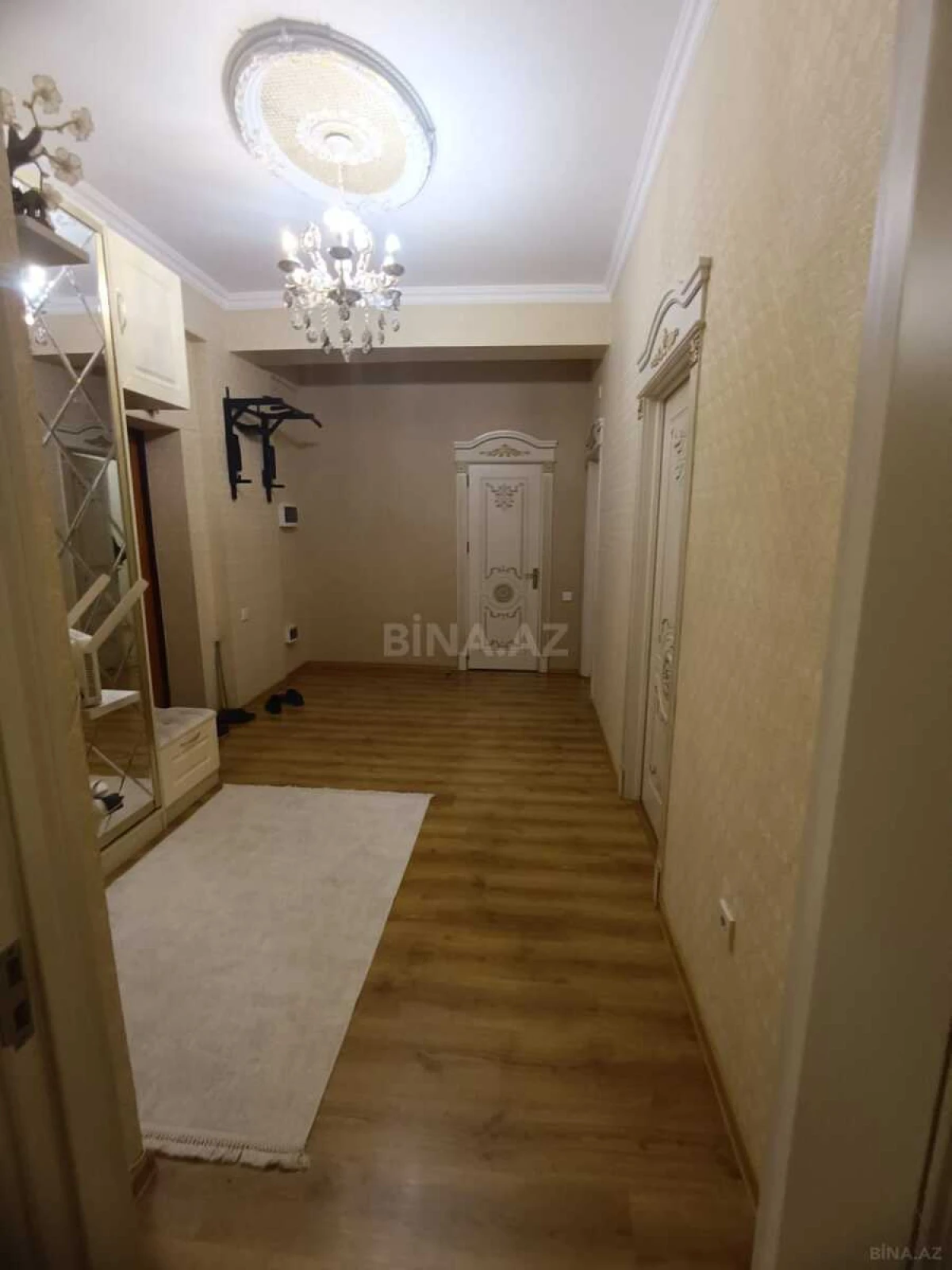 Satılır 3 otaqlı mənzil 120 m²