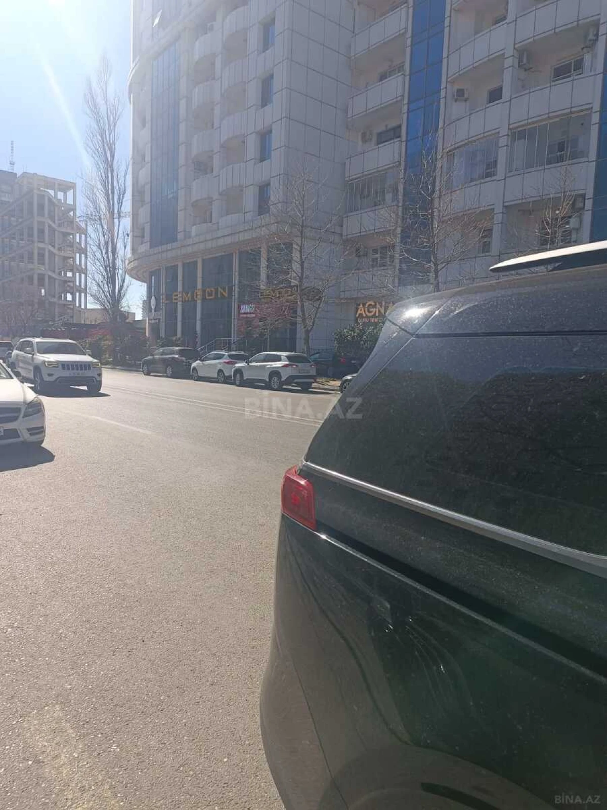 Satılır 3 otaqlı mənzil 120 m²