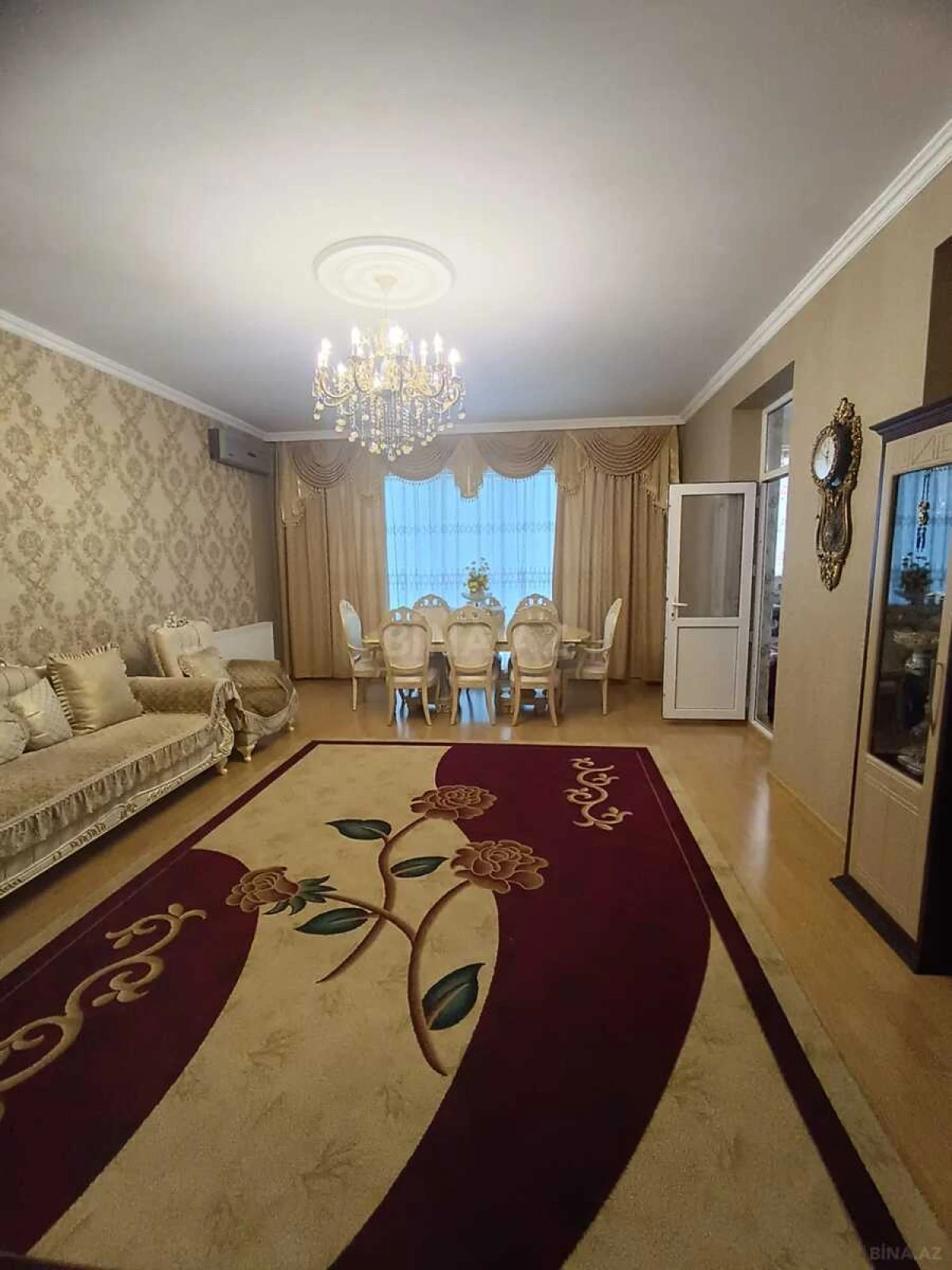 Satılır 3 otaqlı mənzil 120 m²