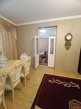 Satılır 3 otaqlı mənzil 120 m²