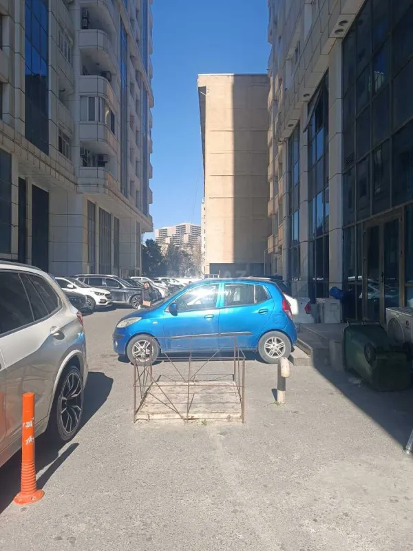 Satılır 3 otaqlı mənzil 120 m²