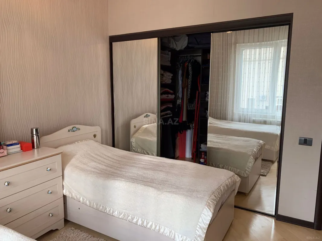 Kirayə verilir 3 otaqlı mənzil 140 m²