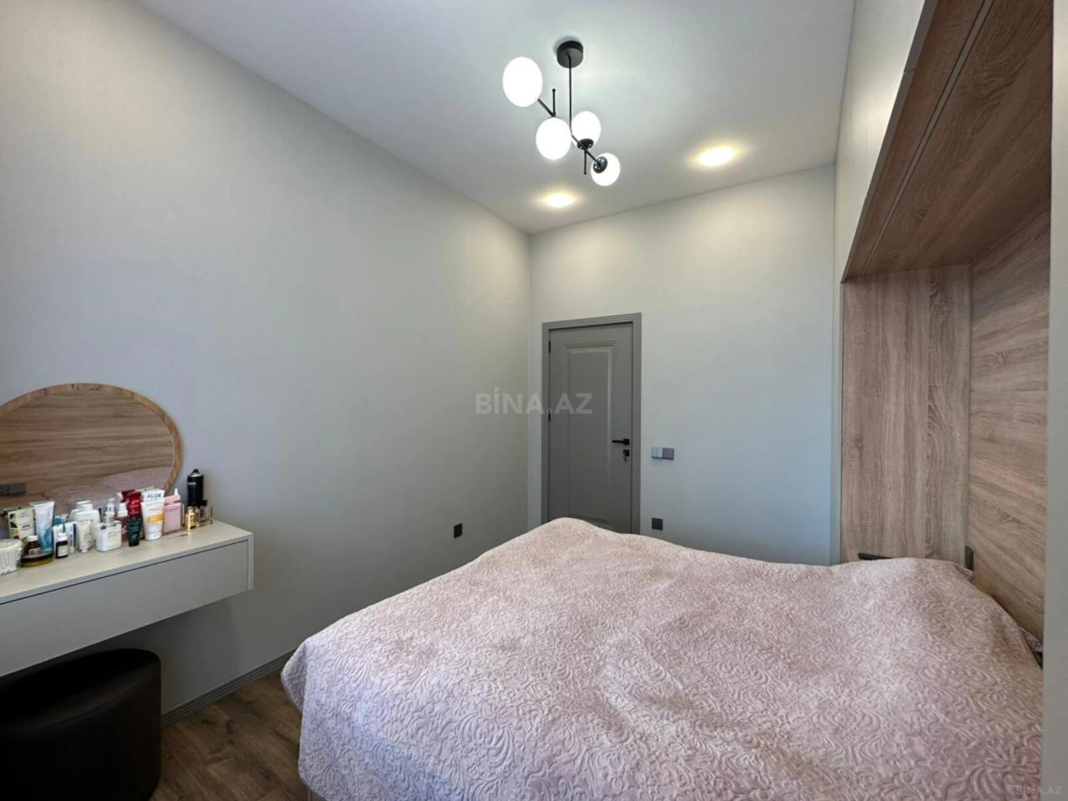 Satılır 3 otaqlı mənzil 100 m²