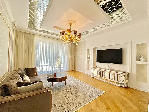 Kirayə verilir 3 otaqlı mənzil 135 m²