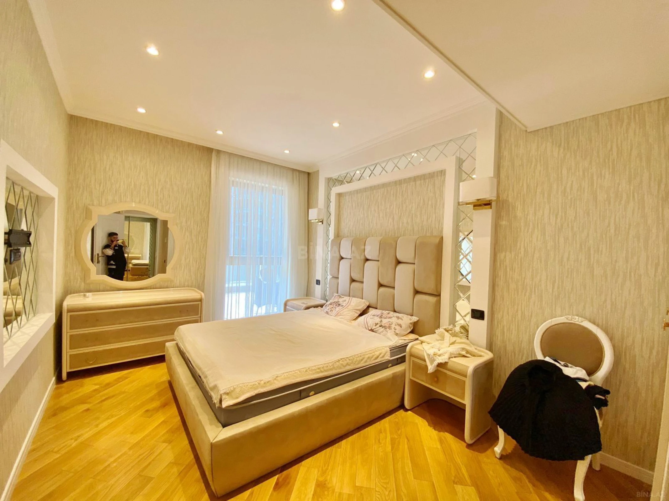 Kirayə verilir 3 otaqlı mənzil 135 m²