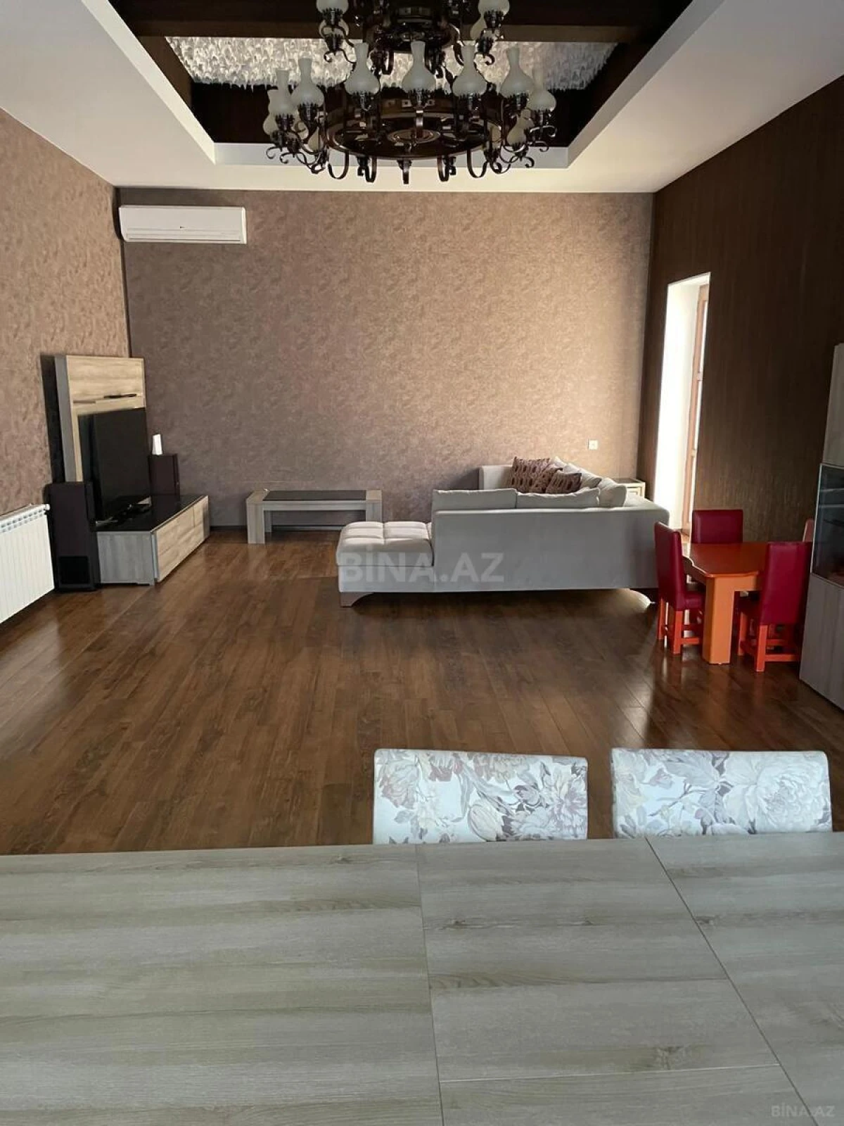 Kirayə verilir 4 otaqlı həyət evi 300 m²