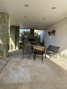 Kirayə verilir 4 otaqlı həyət evi 300 m²