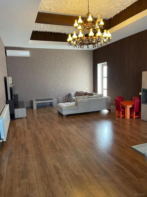 Kirayə verilir 4 otaqlı həyət evi 300 m²