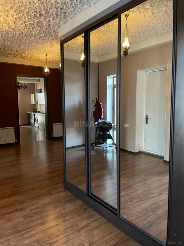 Kirayə verilir 4 otaqlı həyət evi 300 m²