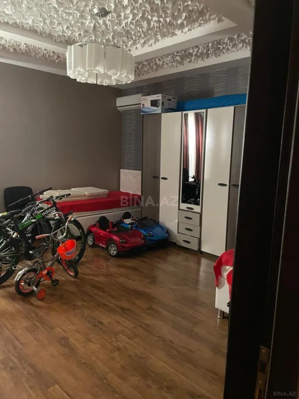 Kirayə verilir 4 otaqlı həyət evi 300 m²
