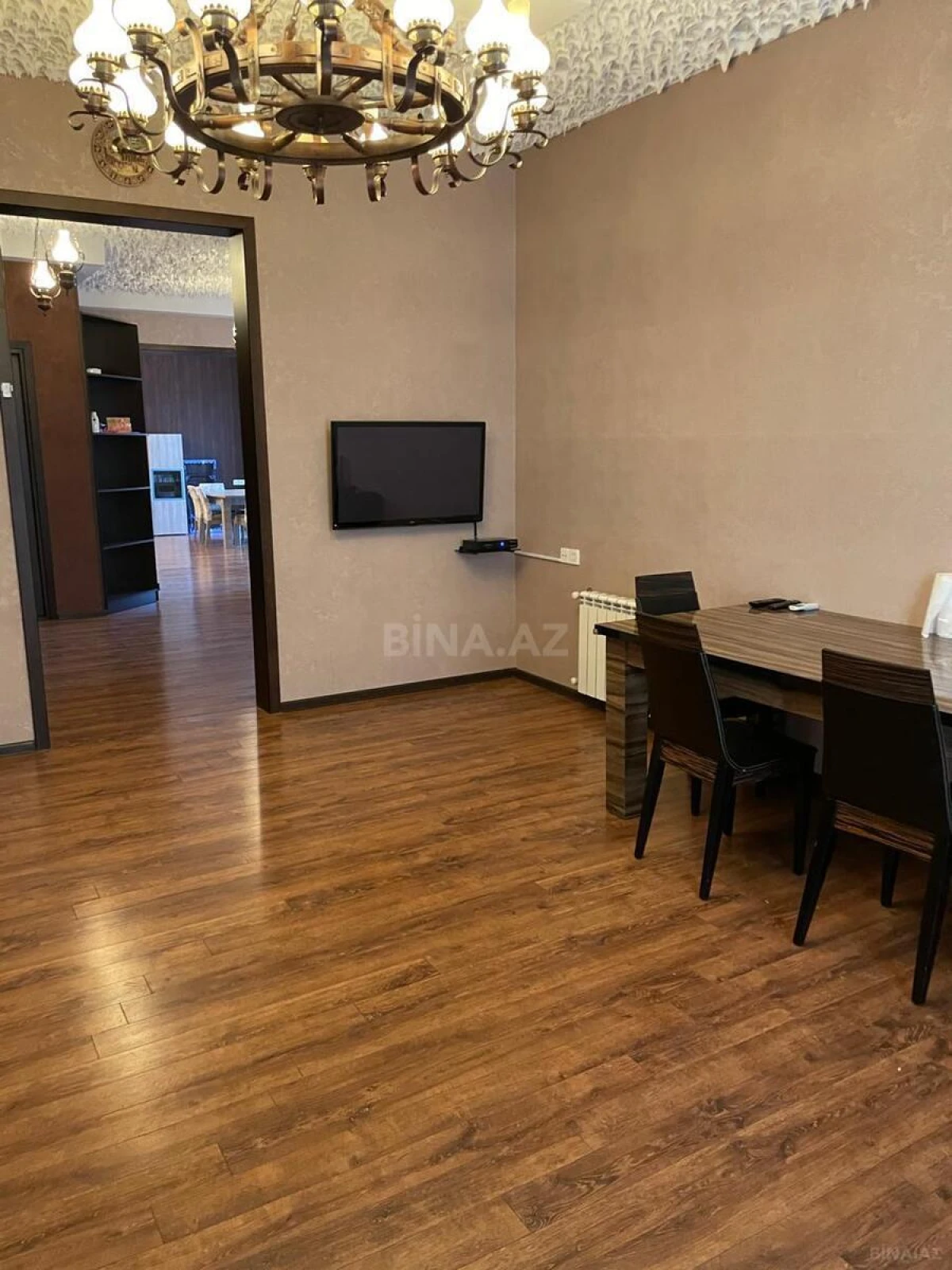 Kirayə verilir 4 otaqlı həyət evi 300 m²