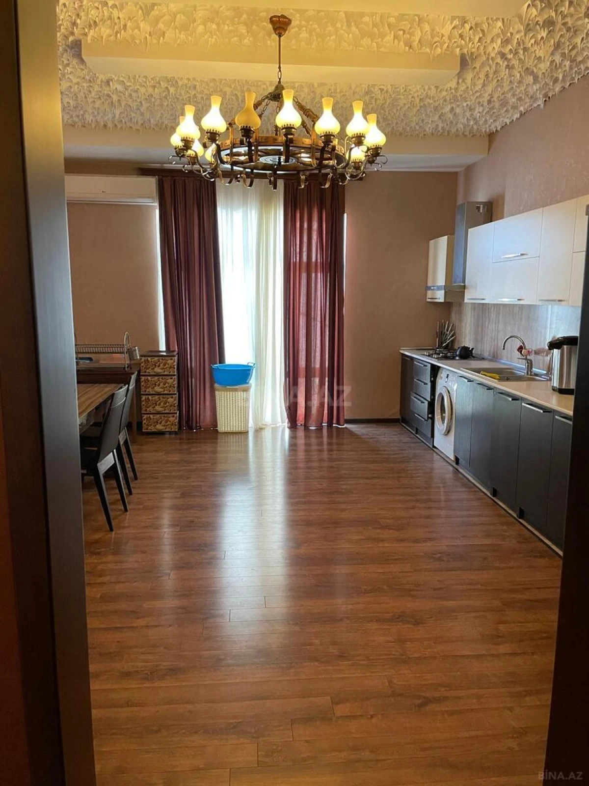 Kirayə verilir 4 otaqlı həyət evi 300 m²