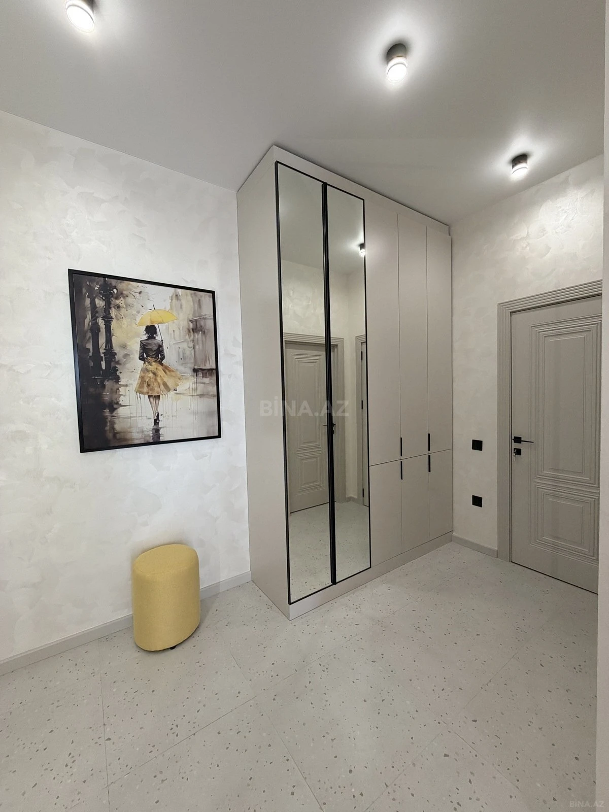 Satılır 3 otaqlı mənzil 70 m²
