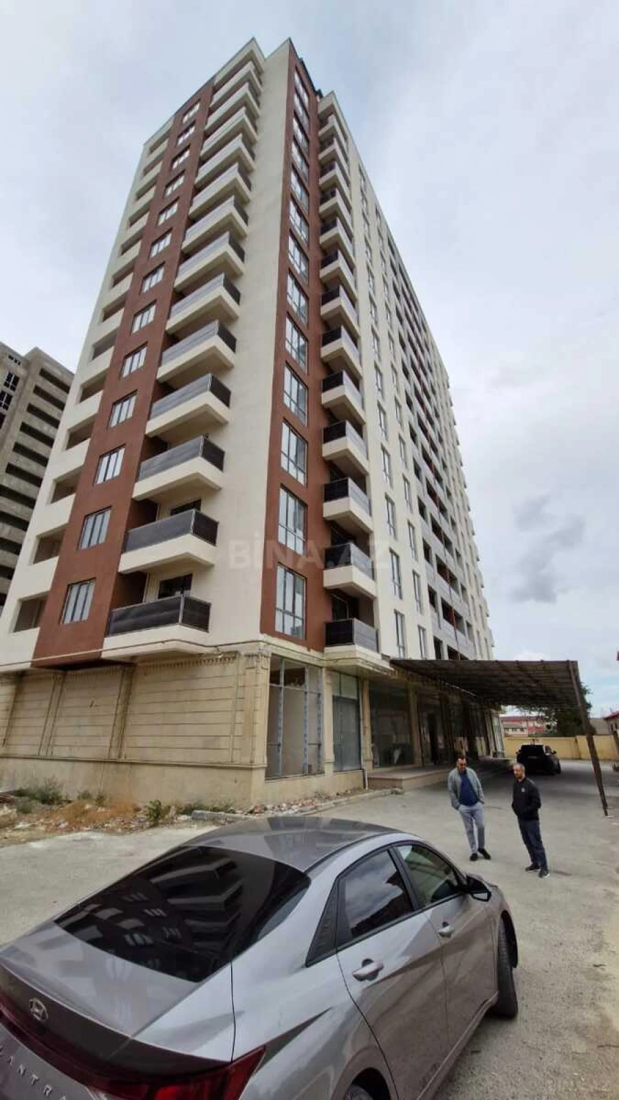 Satılır 2 otaqlı mənzil 69 m²