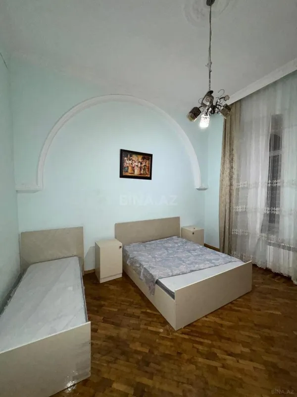 Kirayə verilir 2 otaqlı mənzil 65 m²