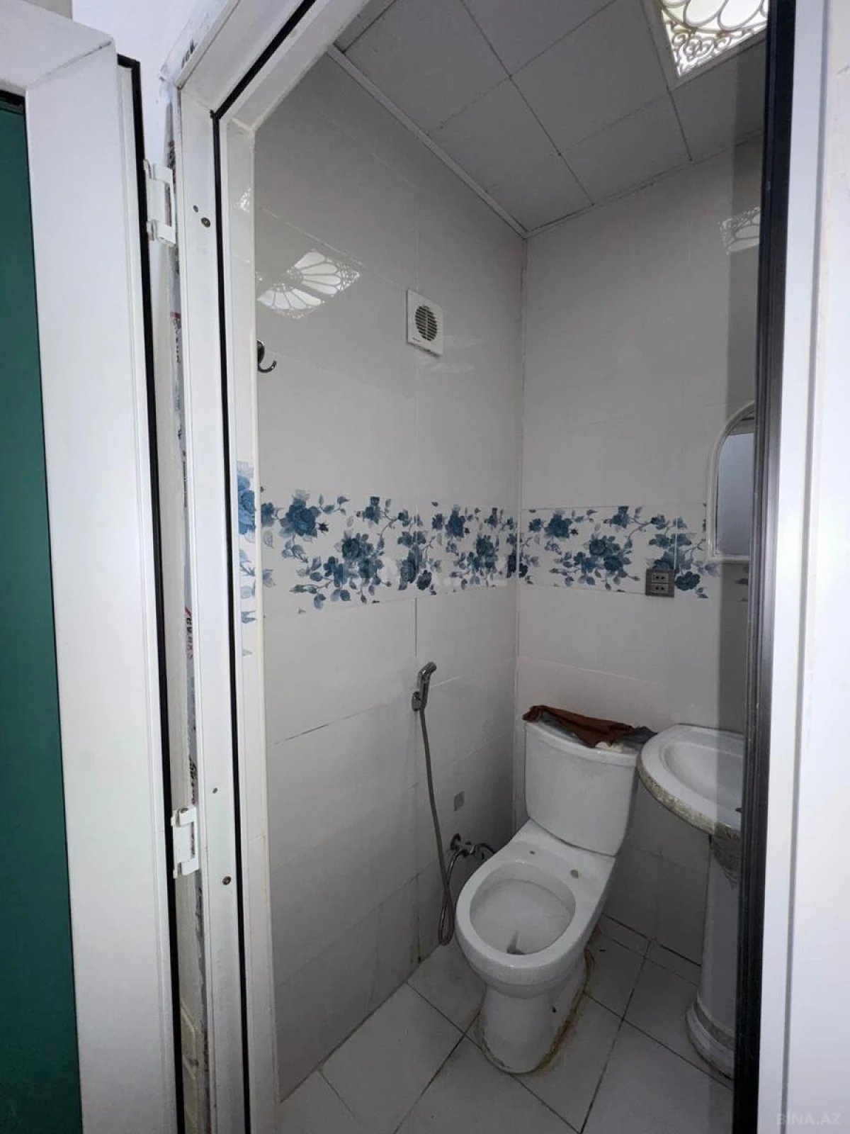 Kirayə verilir 2 otaqlı mənzil 65 m²