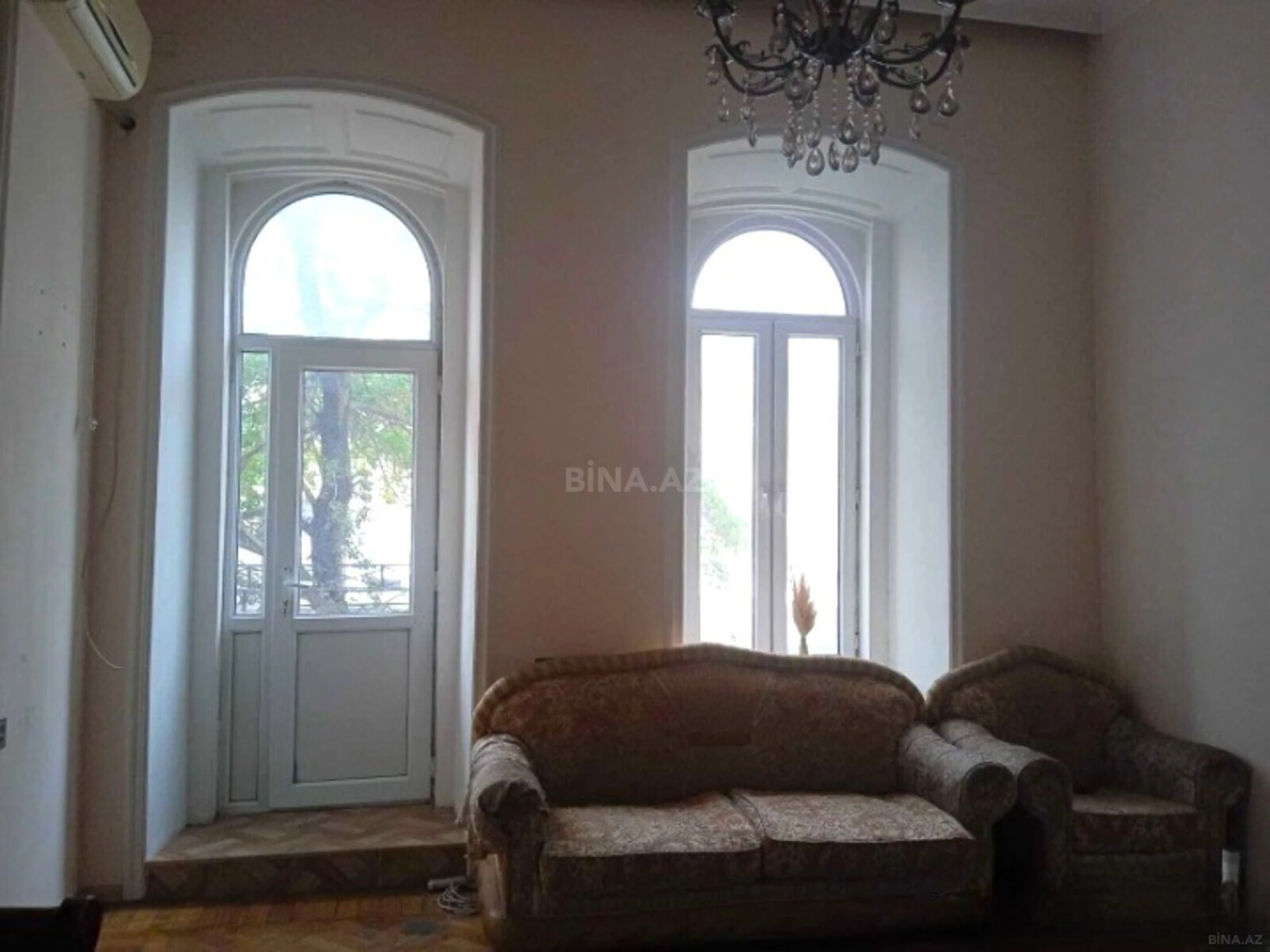 Kirayə verilir 2 otaqlı mənzil 65 m²