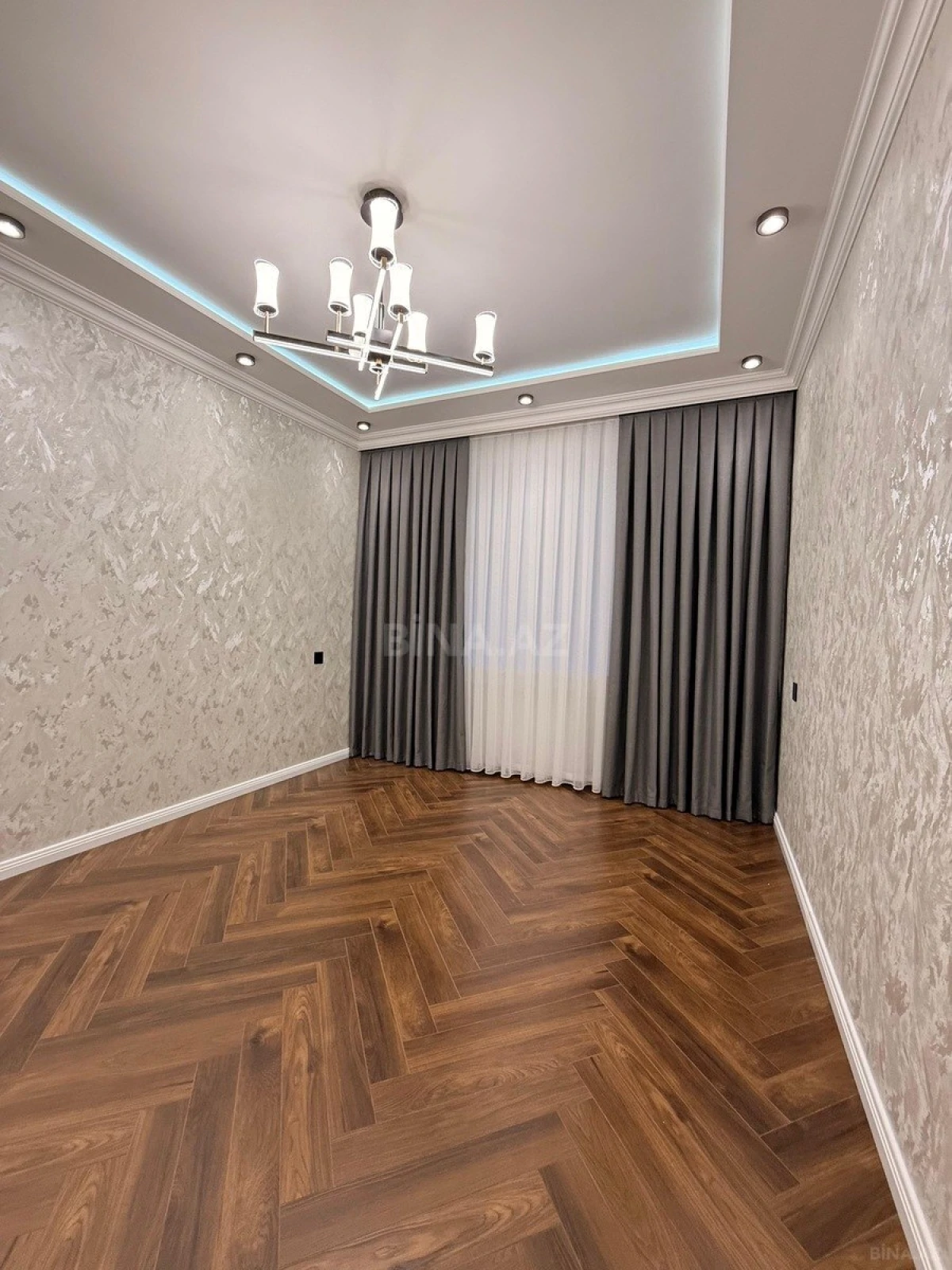 Satılır 3 otaqlı mənzil 75 m²
